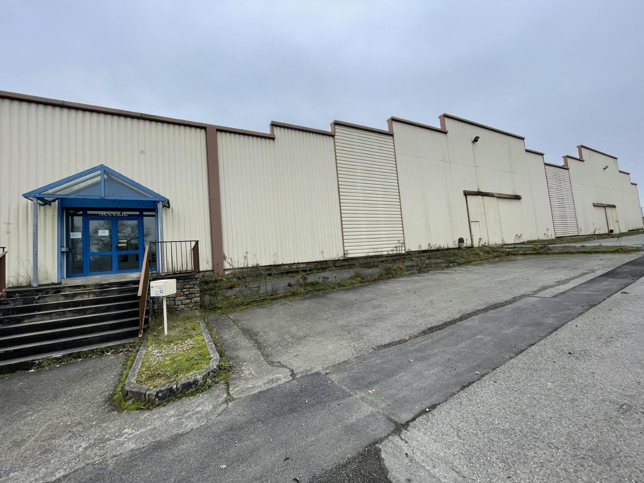 Local d'activité Argentré-du-Plessis 4600m² Location local d'activité Argentré-du-Plessis Ille-et-Vilaine OLACT2318642 0